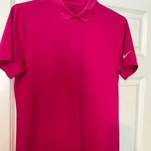 Men’s Nike Golf Shirt Size Small